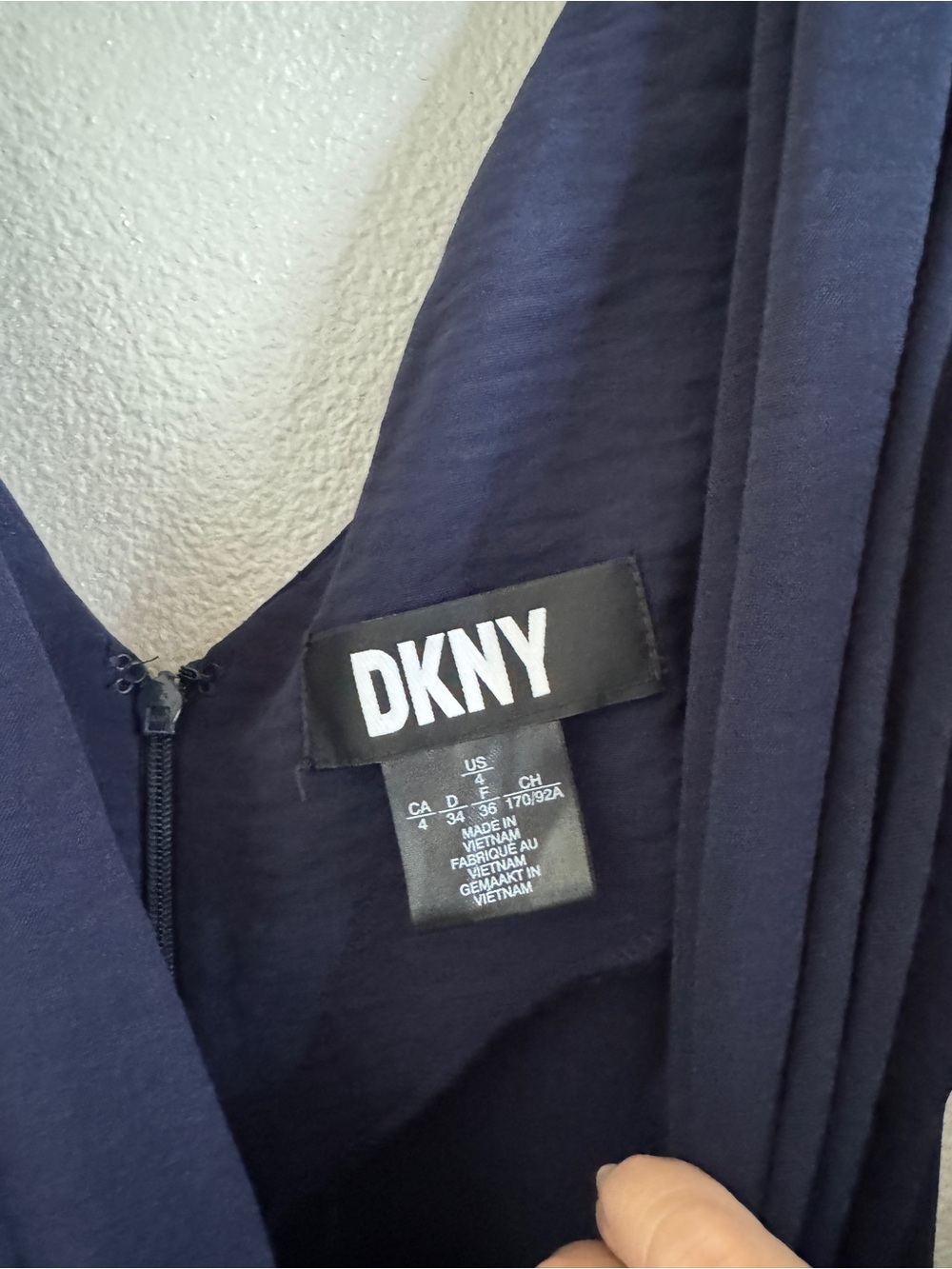DKNY Sleeveless Navy Midi Dress with Cream Trim and Waist Tie - Picture 2 of 4